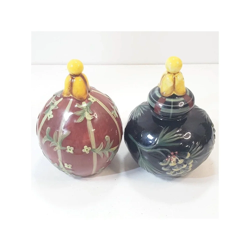 Vintage CIC Ceramic Christmas Ball Ornaments Salt and Pepper Shakers